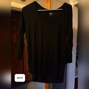 Black long sleeve tee